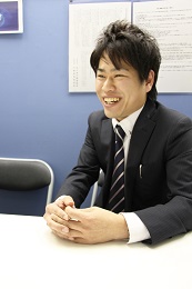 YUIKA監事・井上朝陽